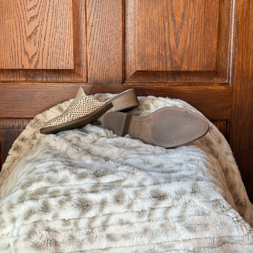 Time & Tru animal print mules
